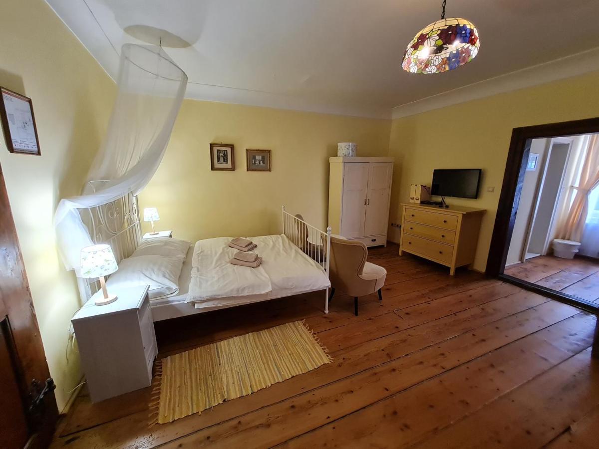 Penzion Nostalgia Banska Stiavnica Luaran gambar